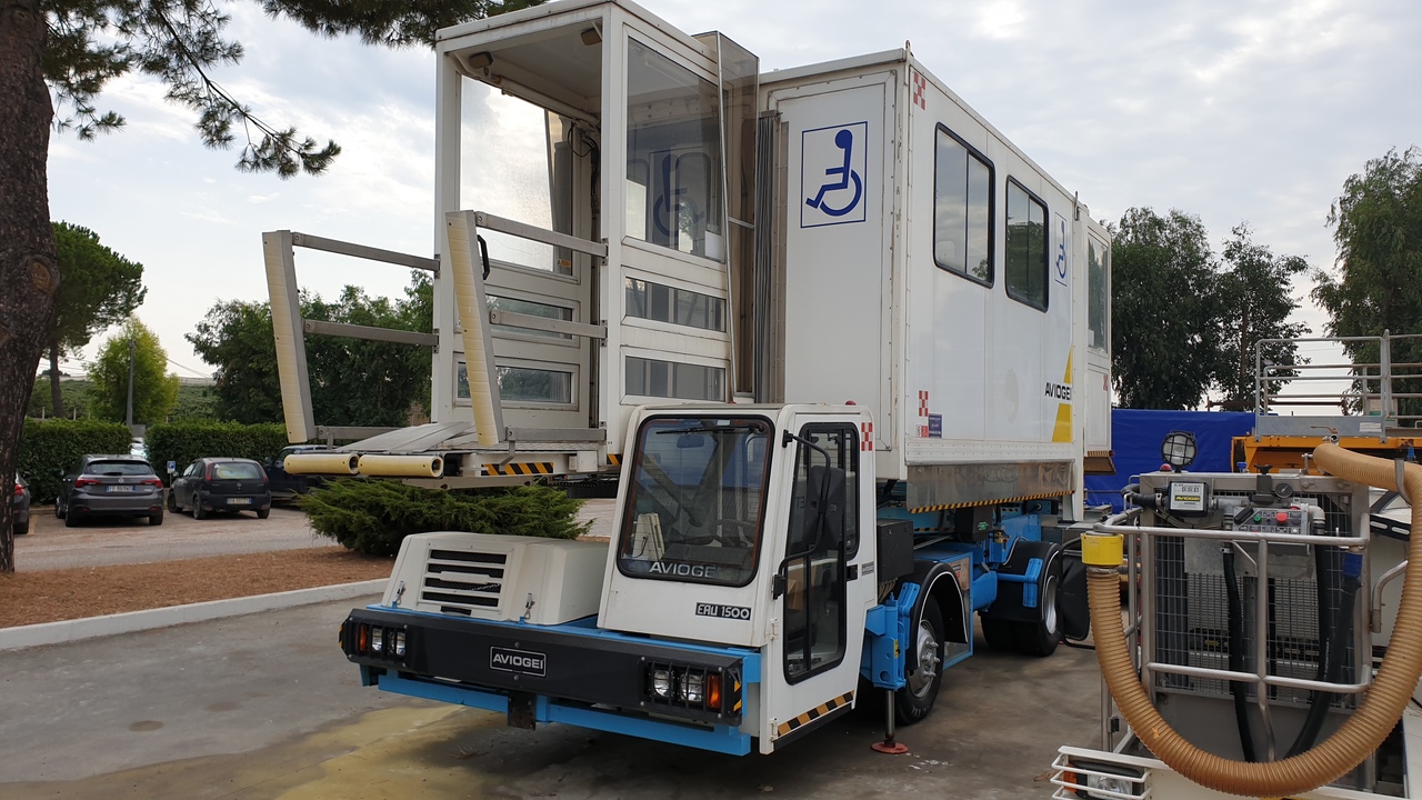 AVIOGEI Ambulift E747 (Half Cab) - Ambulift: photos 3 AVIOGEI Ambulift E747 (Half Cab) - Ambulift: photos 3