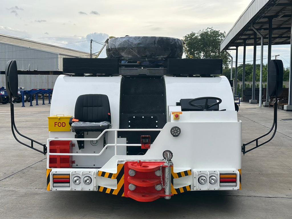 BlissFox - ABC 40D - Tracteur d'avions: photos 2 BlissFox - ABC 40D - Tracteur d'avions: photos 2