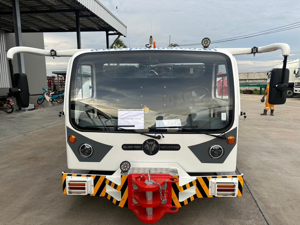 BlissFox - ABC 40D - Tracteur d'avions: photos 1 BlissFox - ABC 40D - Tracteur d'avions: photos 1