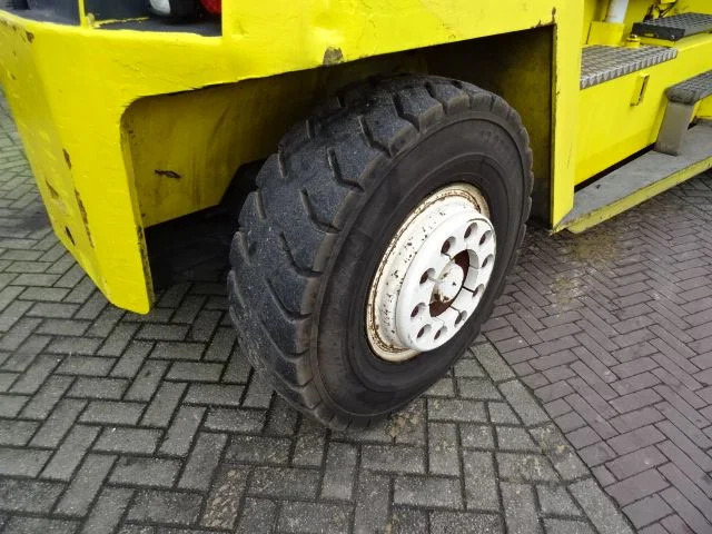 Chariot élévateur diesel Svetruck (available for rent) 15120: photos 12