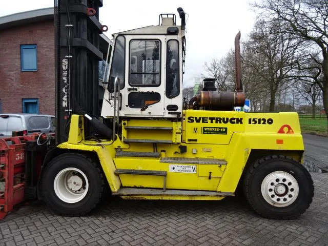 Chariot élévateur diesel Svetruck (available for rent) 15120: photos 6