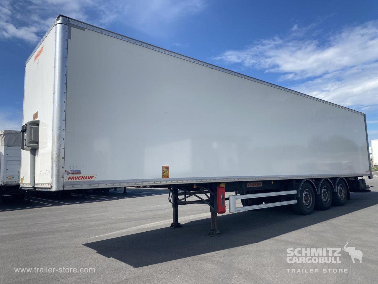 FRUEHAUF Dryfreight Standard Roller shutter door — crédit-bail FRUEHAUF Dryfreight Standard Roller shutter door: photos 9