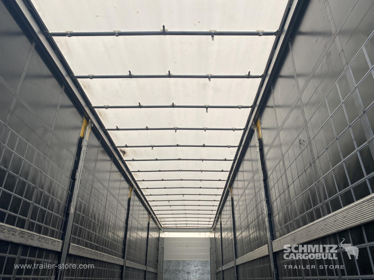 SCHMITZ Curtainsider Standard - Semi-remorque rideaux coulissants: photos 4 SCHMITZ Curtainsider Standard - Semi-remorque rideaux coulissants: photos 4
