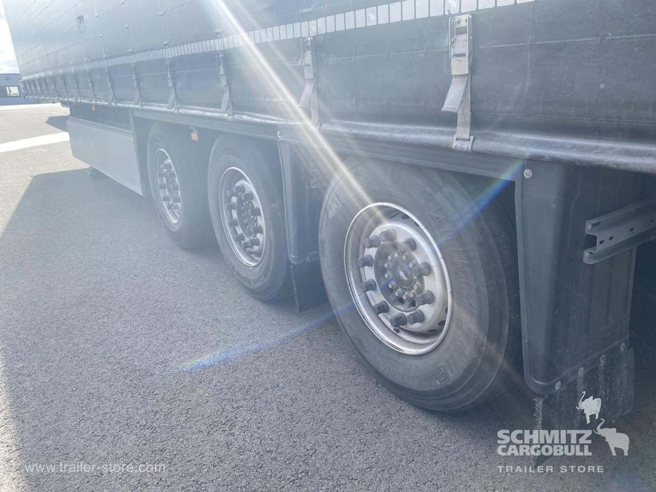 SCHMITZ Curtainsider Standard - Semi-remorque rideaux coulissants: photos 4 SCHMITZ Curtainsider Standard - Semi-remorque rideaux coulissants: photos 4