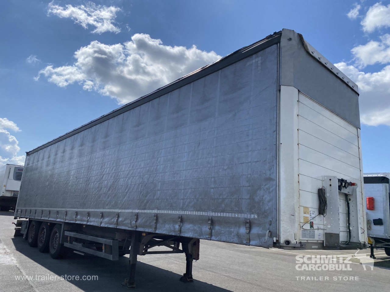 SCHMITZ Curtainsider Standard - Semi-remorque rideaux coulissants: photos 1 SCHMITZ Curtainsider Standard - Semi-remorque rideaux coulissants: photos 1