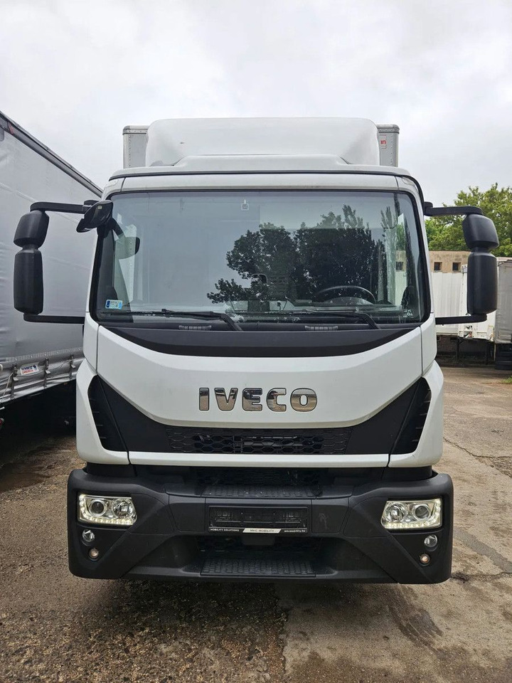 Iveco EuroCargo 120 - 210 BOX 12t Only 7554 km - Camion fourgon: photos 2 Iveco EuroCargo 120 - 210 BOX 12t Only 7554 km - Camion fourgon: photos 2