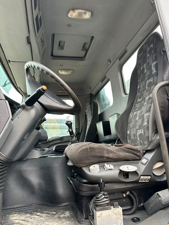 Mercedes-Benz Actros 3341 3 sided Tipper, 6x4, Euro 3, - Camion benne: photos 5 Mercedes-Benz Actros 3341 3 sided Tipper, 6x4, Euro 3, - Camion benne: photos 5