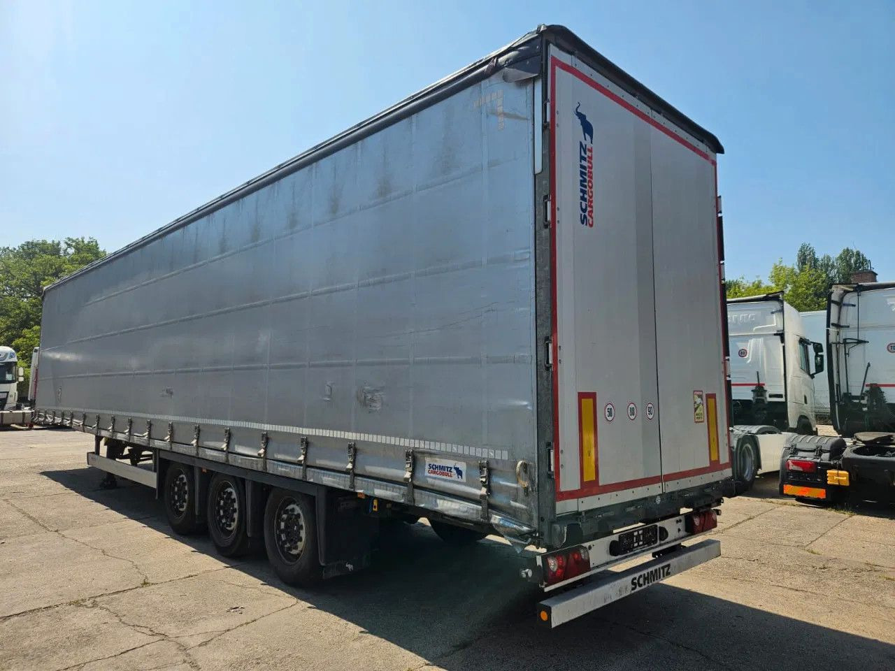 Schmitz Cargobull SCB S3T VARIOS 5 units! Lifting Axle A&C, XL Cod - Semi-remorque rideaux coulissants: photos 4 Schmitz Cargobull SCB S3T VARIOS 5 units! Lifting Axle A&C, XL Cod - Semi-remorque rideaux coulissants: photos 4