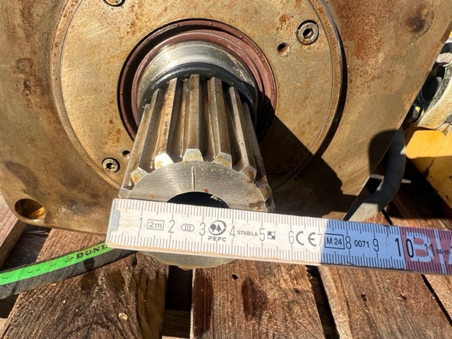 CATERPILLAR - Pompe hydraulique pour Pelle sur chenille: photos 4 CATERPILLAR - Pompe hydraulique pour Pelle sur chenille: photos 4