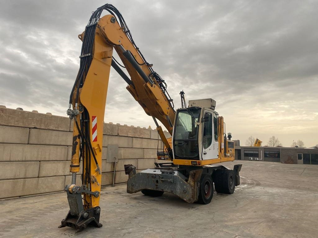 Liebherr A 904 C Litronic - Pelle de manutention: photos 4 Liebherr A 904 C Litronic - Pelle de manutention: photos 4