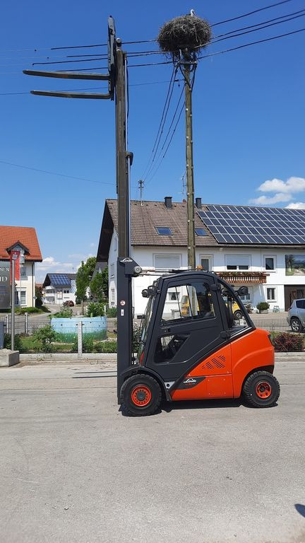 Linde H30D Triplex sehr schön - Chariot élévateur diesel: photos 1 Linde H30D Triplex sehr schön - Chariot élévateur diesel: photos 1