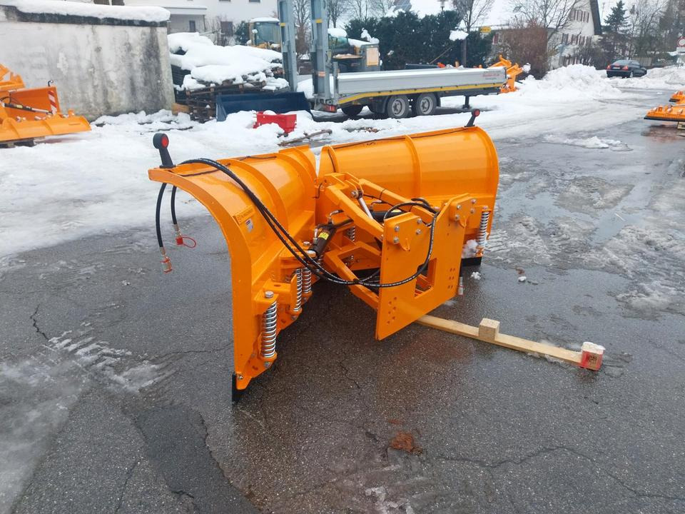 Schneeschild Vario 2,9m schwer Schlepper Kommunalplatte Unimog - Lame à neige: photos 2 Schneeschild Vario 2,9m schwer Schlepper Kommunalplatte Unimog - Lame à neige: photos 2