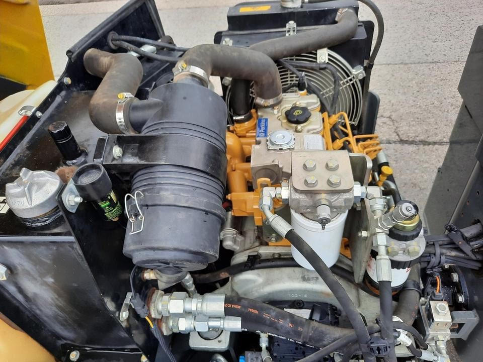 Tandemwalze Wacker RD 27-120 Bomag Walze Walzenzug Tip Top - Rouleau compresseur: photos 5 Tandemwalze Wacker RD 27-120 Bomag Walze Walzenzug Tip Top - Rouleau compresseur: photos 5