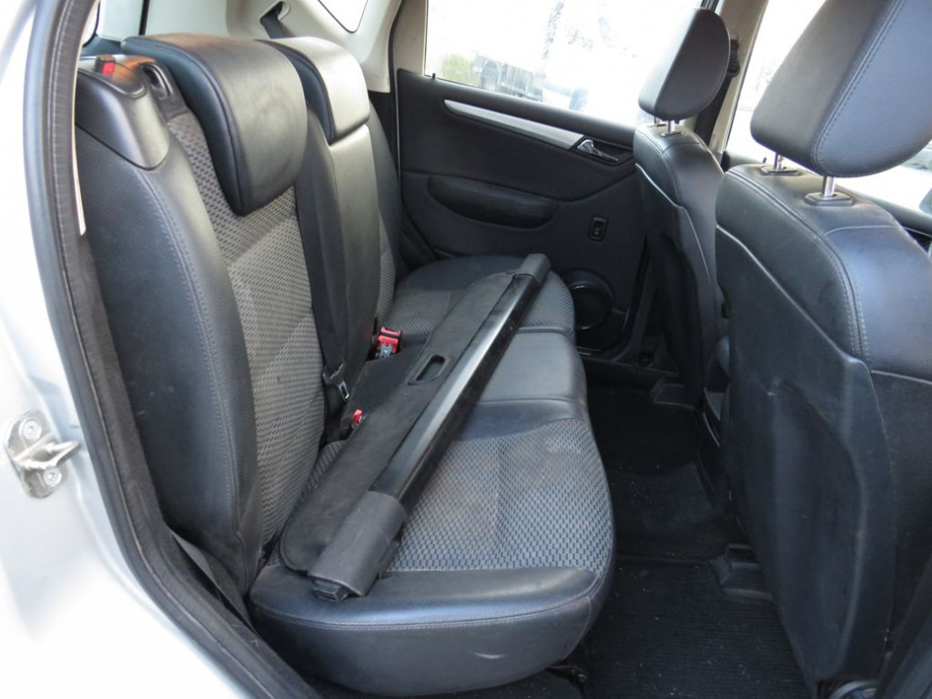 MERCEDES-BENZ A-Klasse 200 Avantgarde PKW - Camion: photos 3 MERCEDES-BENZ A-Klasse 200 Avantgarde PKW - Camion: photos 3