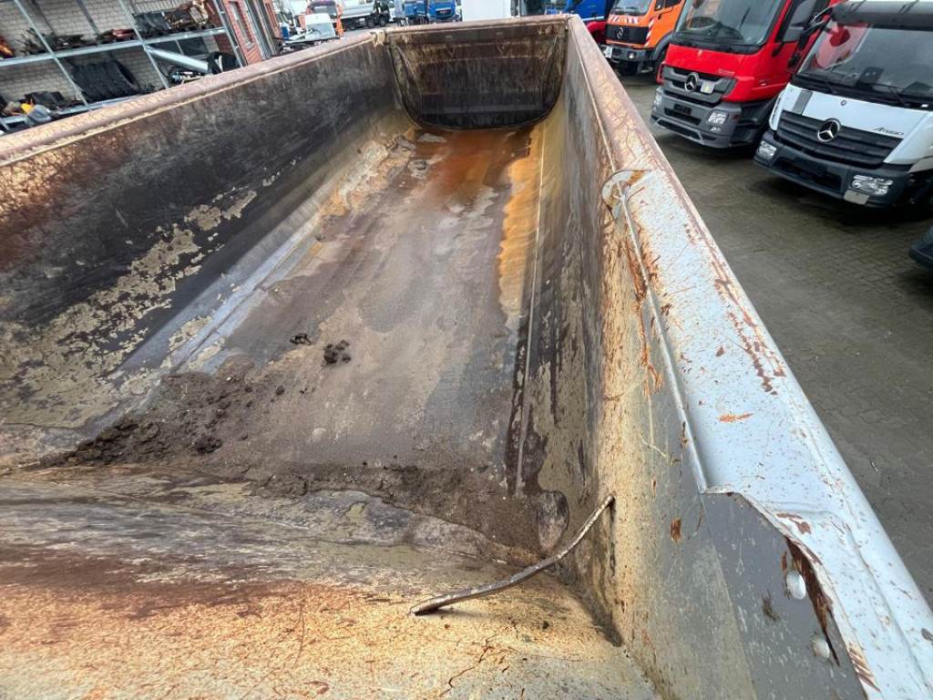 IVECO-MAGIRUS TRACKER AD450TW 4 Achs Muldenkipper Meiller - Tombereau: photos 3 IVECO-MAGIRUS TRACKER AD450TW 4 Achs Muldenkipper Meiller - Tombereau: photos 3