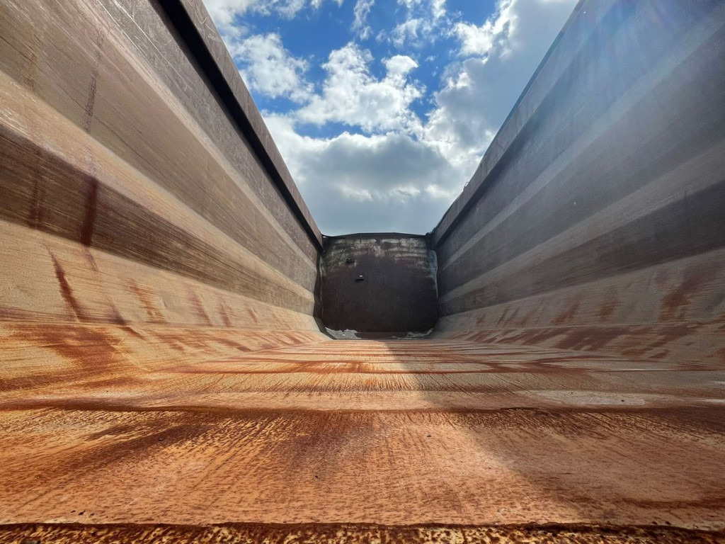 KEMPF KEMPF Hinterkippmulde Kippauflieger SKM 35/3 40m³ Stahl - Semi-remorque benne: photos 5 KEMPF KEMPF Hinterkippmulde Kippauflieger SKM 35/3 40m³ Stahl - Semi-remorque benne: photos 5