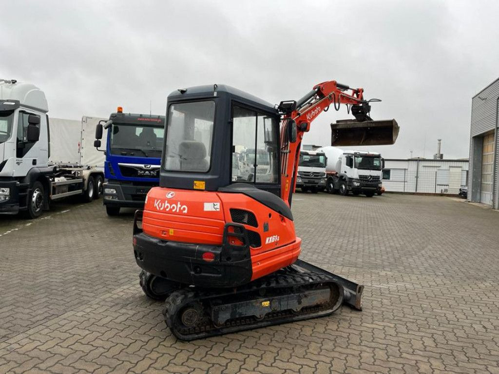 Kubota Minibagger KX 61 Minibagger 2245h, incl. Grabn+T - Mini pelle: photos 4 Kubota Minibagger KX 61 Minibagger 2245h, incl. Grabn+T - Mini pelle: photos 4