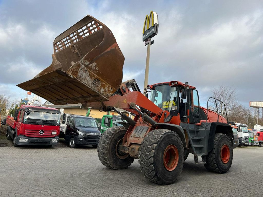 Liebherr Radlader L 566 Radlader - Chargeuse sur pneus: photos 1 Liebherr Radlader L 566 Radlader - Chargeuse sur pneus: photos 1