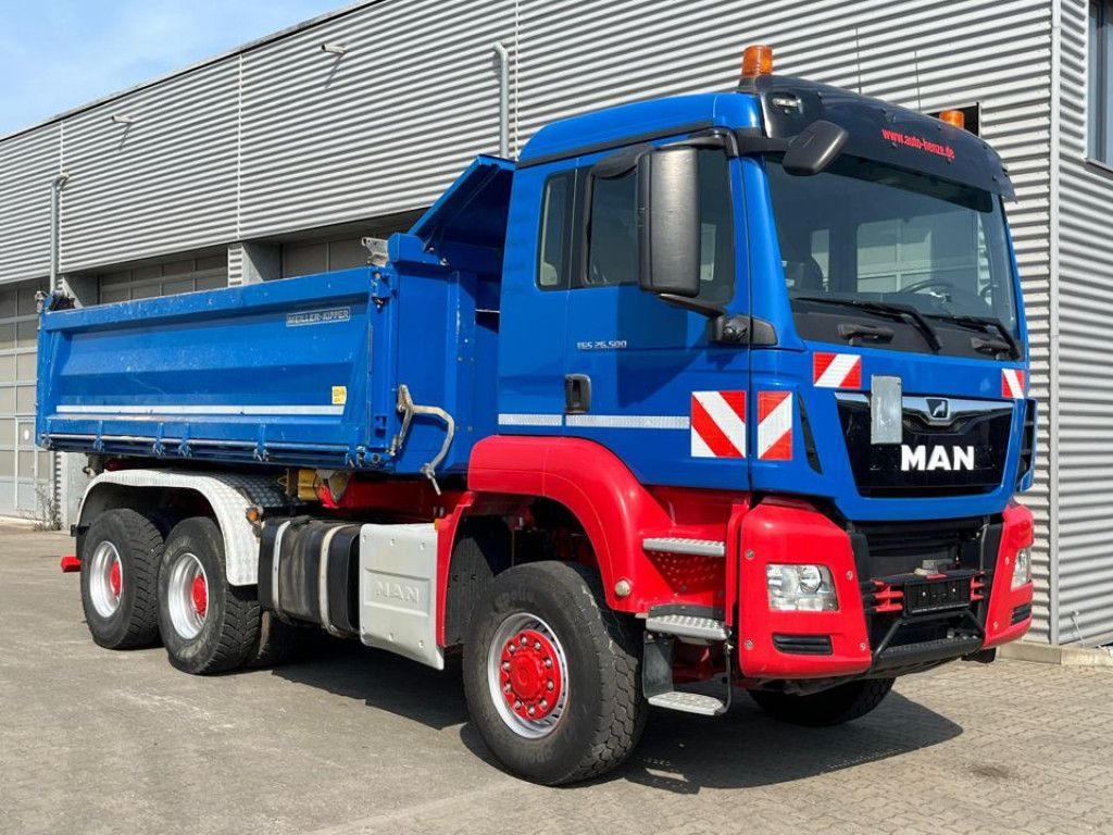 MAN TG-S 26.500 6x6 BB 3-Achs Allradkipper Bordmatik - Camion benne: photos 2 MAN TG-S 26.500 6x6 BB 3-Achs Allradkipper Bordmatik - Camion benne: photos 2