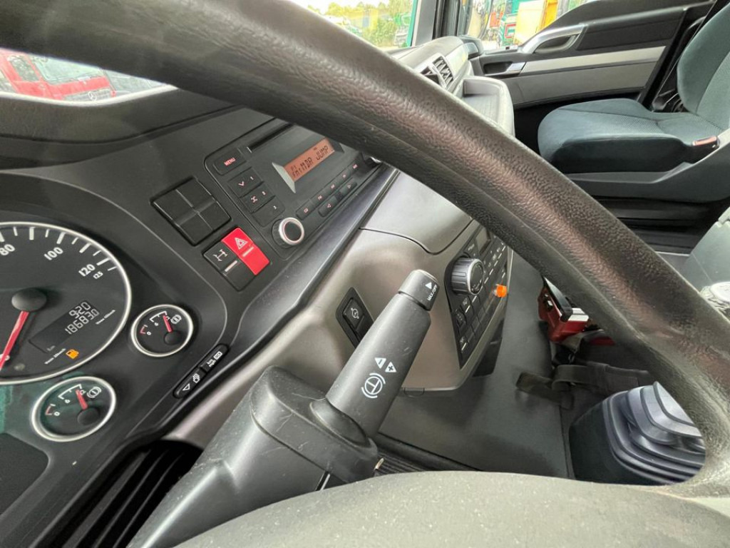 MAN TG-X 26.440 6x2-2 BL Pritsche Heckkran Fassi 360 36m to, Lenk Lift - Camion plateau, Camion grue: photos 2 MAN TG-X 26.440 6x2-2 BL Pritsche Heckkran Fassi 360 36m to, Lenk Lift - Camion plateau, Camion grue: photos 2