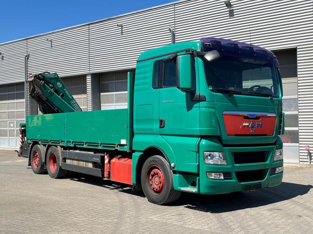 MAN TG-X 26.440 6x2-2 BL Pritsche Heckkran Fassi 360 - Camion plateau, Camion grue: photos 2 MAN TG-X 26.440 6x2-2 BL Pritsche Heckkran Fassi 360 - Camion plateau, Camion grue: photos 2