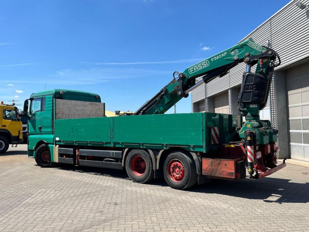 MAN TG-X 26.440 6x2-2 BL Pritsche Heckkran Fassi 360 - Camion grue: photos 3 MAN TG-X 26.440 6x2-2 BL Pritsche Heckkran Fassi 360 - Camion grue: photos 3