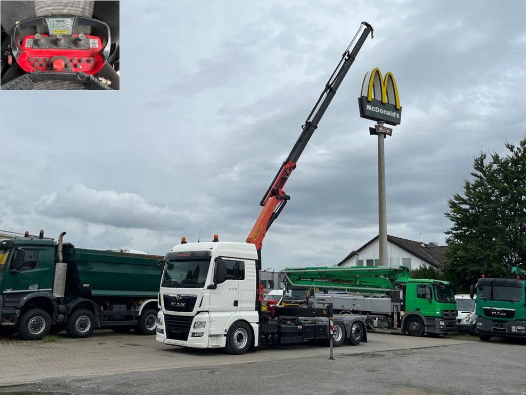 MAN TG-X 26.460 6x2-2 BL Pritsche Kran PK 24.001/Fun - Camion plateau, Camion grue: photos 3 MAN TG-X 26.460 6x2-2 BL Pritsche Kran PK 24.001/Fun - Camion plateau, Camion grue: photos 3