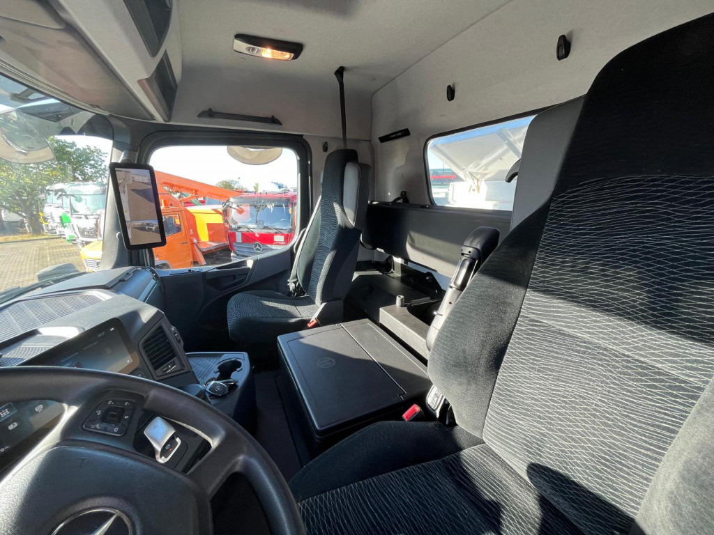 MERCEDES-BENZ Arocs 2645 K 6x4 3-Achs Kipper gr. Meiller Bordmatik 2 Stempel - Camion benne: photos 3 MERCEDES-BENZ Arocs 2645 K 6x4 3-Achs Kipper gr. Meiller Bordmatik 2 Stempel - Camion benne: photos 3