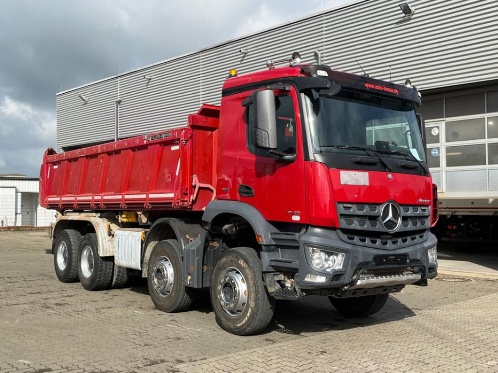 MERCEDES-BENZ Arocs 4143 8x4 4-Achs Kipper Meiller Bordmatik - Camion benne: photos 4 MERCEDES-BENZ Arocs 4143 8x4 4-Achs Kipper Meiller Bordmatik - Camion benne: photos 4