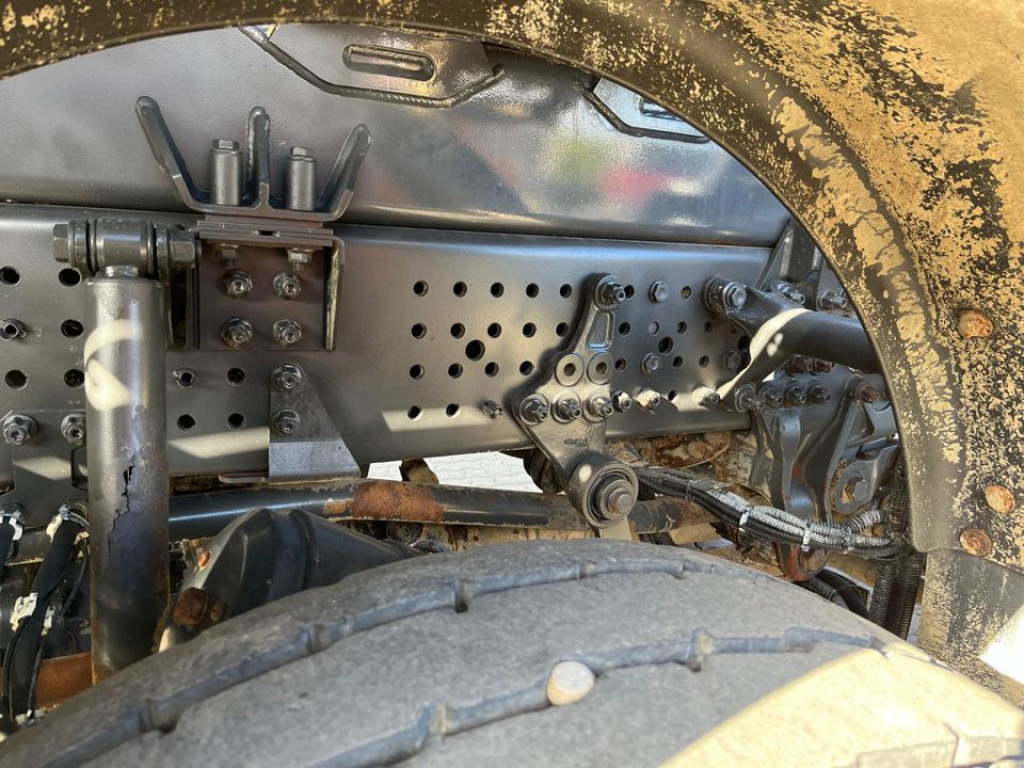 MERCEDES-BENZ Arocs 4145 8x8 4 Achs Muldenkipper Meiller - Camion benne: photos 5 MERCEDES-BENZ Arocs 4145 8x8 4 Achs Muldenkipper Meiller - Camion benne: photos 5