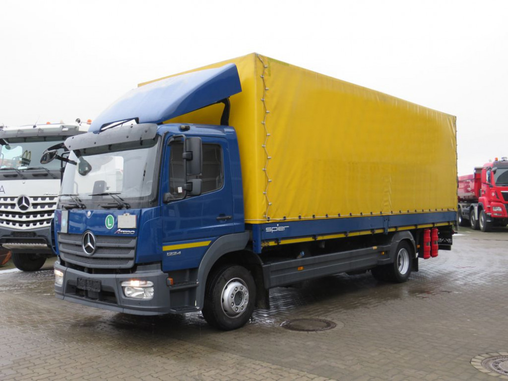 MERCEDES-BENZ Atego 1224 L  Pritsche LBW LBW 1.5to - Camion à rideaux coulissants: photos 1 MERCEDES-BENZ Atego 1224 L  Pritsche LBW LBW 1.5to - Camion à rideaux coulissants: photos 1