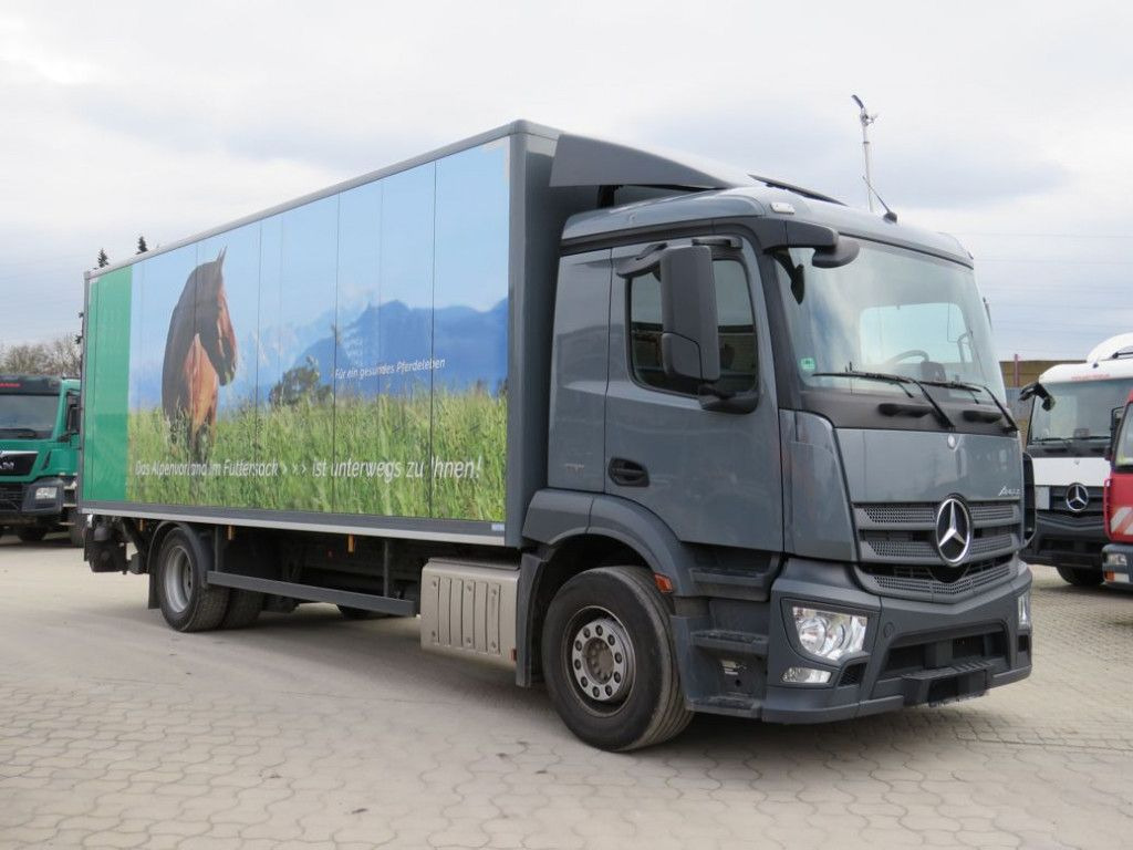 Mercedes-Benz Antos 1830 L nR 4x2 Standardkoffer LBW LBW 2to+F - Camion fourgon: photos 2 Mercedes-Benz Antos 1830 L nR 4x2 Standardkoffer LBW LBW 2to+F - Camion fourgon: photos 2