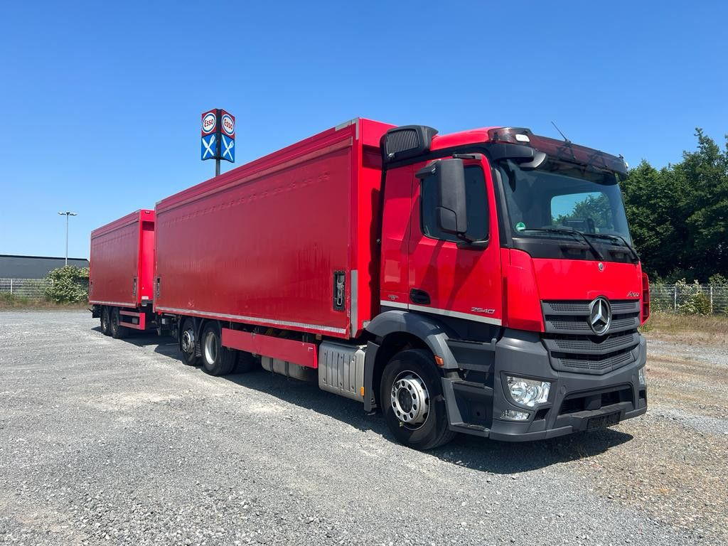 Mercedes-Benz Antos 2540 L 6x2 Pritsche LBW Getränke 8,2m, 2to - Camion à rideaux coulissants: photos 2 Mercedes-Benz Antos 2540 L 6x2 Pritsche LBW Getränke 8,2m, 2to - Camion à rideaux coulissants: photos 2