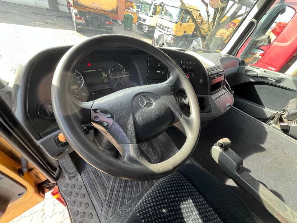 MERCEDES-BENZ Actros 1841 LS SZM - Tracteur routier: photos 5 MERCEDES-BENZ Actros 1841 LS SZM - Tracteur routier: photos 5