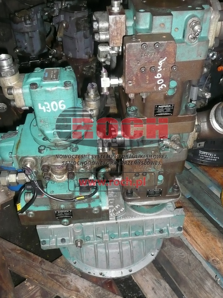 BREVINI + BRUENINGHAUS + VICKERS OLMPU BZ2-290/00 + A11VO95DRS/10L-NSD12K17 2046872 248.22.32.19 2046768 249.22.34.19 + A11VO95DRS/10L-NSD12N00 9608319 248.22.32.04 2046768 249.22.34.19 A4VG125EP2D1/32L-NZF02F021F 2024253 258.22.35.2 - Pompe hydraulique: photos 1 BREVINI + BRUENINGHAUS + VICKERS OLMPU BZ2-290/00 + A11VO95DRS/10L-NSD12K17 2046872 248.22.32.19 2046768 249.22.34.19 + A11VO95DRS/10L-NSD12N00 9608319 248.22.32.04 2046768 249.22.34.19 A4VG125EP2D1/32L-NZF02F021F 2024253 258.22.35.2 - Pompe hydraulique: photos 1