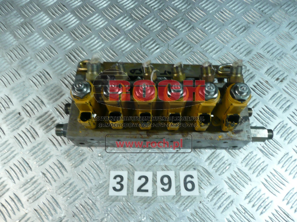 CATERPILLAR 185-0465 - 6 SEKCYJNY + SKY5P-12-D - Valve hydraulique: photos 2 CATERPILLAR 185-0465 - 6 SEKCYJNY + SKY5P-12-D - Valve hydraulique: photos 2