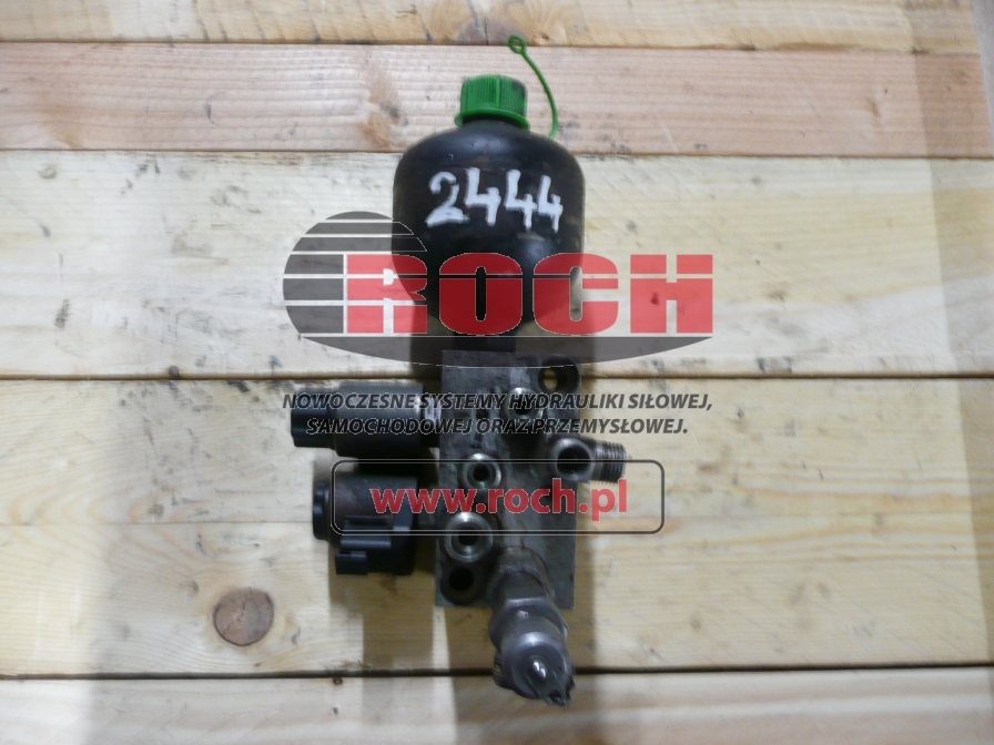 FLUTEC + HYDAC LH 10803001 3496116 + CEWKI 24VDC X 2 - Valve hydraulique: photos 1 FLUTEC + HYDAC LH 10803001 3496116 + CEWKI 24VDC X 2 - Valve hydraulique: photos 1