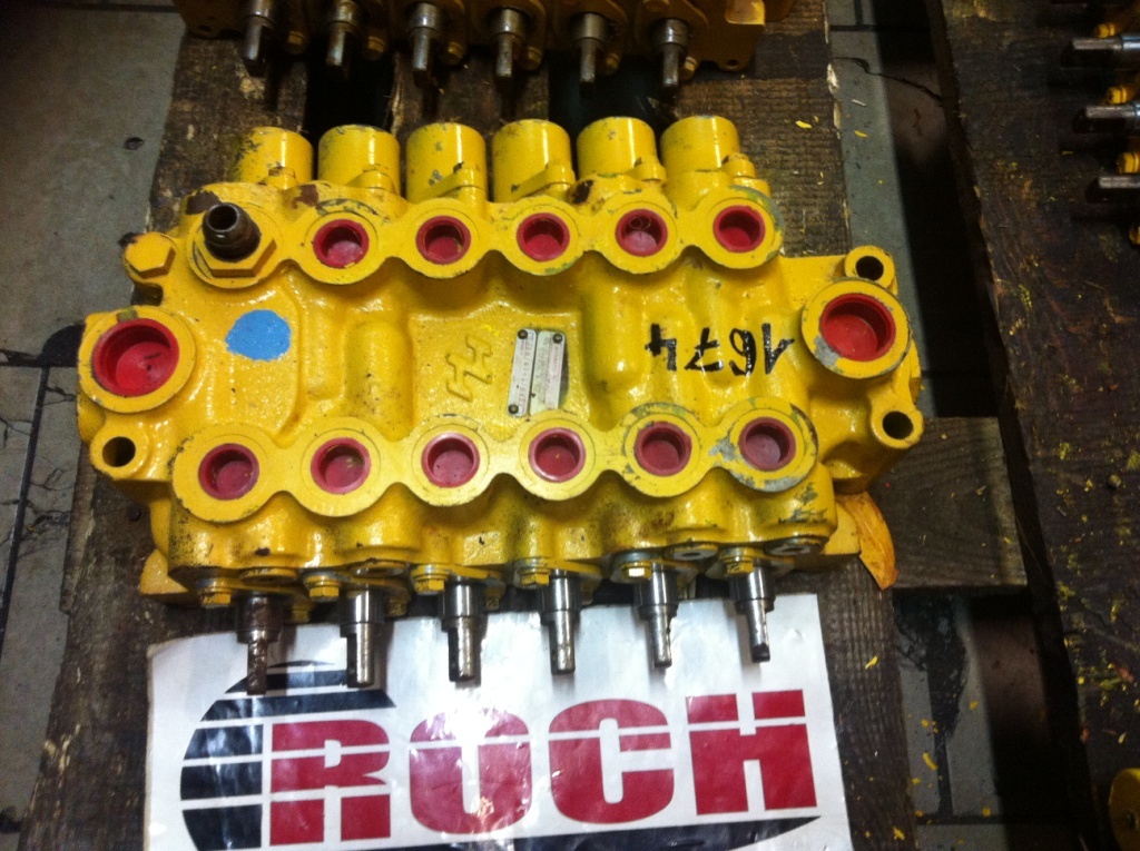 HYDRECO HAMWORTHY VC1107DDDDDD201X 539XB664CH - 6 SEKCYJNY - Valve hydraulique pour Engins de chantier: photos 1 HYDRECO HAMWORTHY VC1107DDDDDD201X 539XB664CH - 6 SEKCYJNY - Valve hydraulique pour Engins de chantier: photos 1