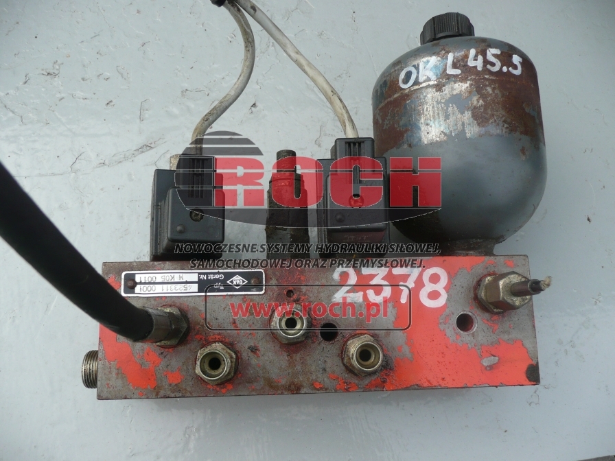 O&K 4523311 0001 MK050011 + HYDROAKUMULATOR 0,7L + 02-178037 24VDC - Valve hydraulique pour Chargeuse sur pneus: photos 1 O&K 4523311 0001 MK050011 + HYDROAKUMULATOR 0,7L + 02-178037 24VDC - Valve hydraulique pour Chargeuse sur pneus: photos 1