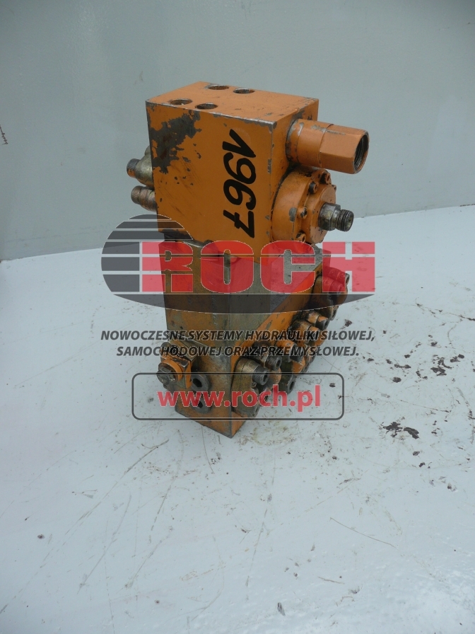 RI 3743347F + 3743347F + P4343313S - Valve hydraulique pour Pelle: photos 1 RI 3743347F + 3743347F + P4343313S - Valve hydraulique pour Pelle: photos 1