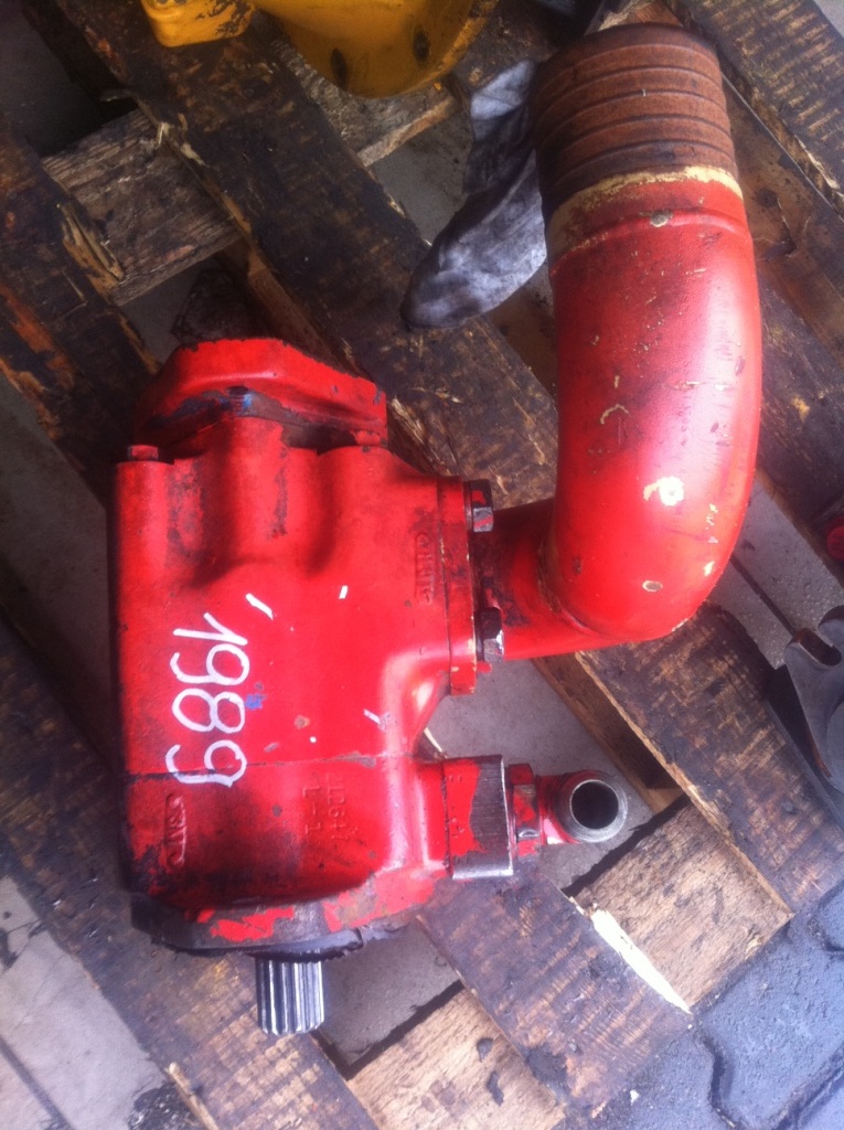 VICKERS 35V0TB35AS2114C21REV2 - Pompe hydraulique pour Engins de chantier: photos 1 VICKERS 35V0TB35AS2114C21REV2 - Pompe hydraulique pour Engins de chantier: photos 1
