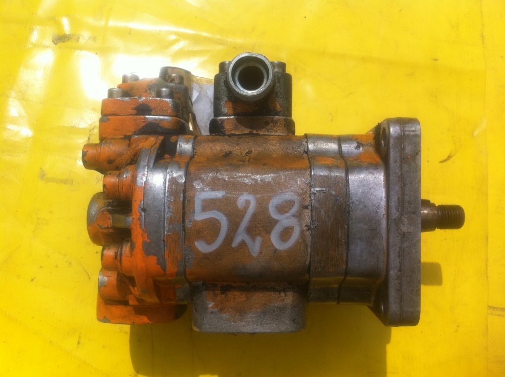 VICKERS G5-10-5-H11F-23L - Pompe hydraulique pour Engins de chantier: photos 1 VICKERS G5-10-5-H11F-23L - Pompe hydraulique pour Engins de chantier: photos 1