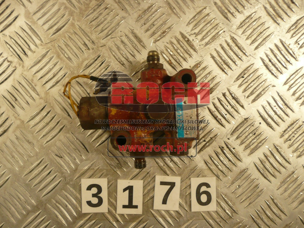 ZEXEL 307820-2040 57117 - 1 SEKCYJNY - Valve hydraulique: photos 1 ZEXEL 307820-2040 57117 - 1 SEKCYJNY - Valve hydraulique: photos 1