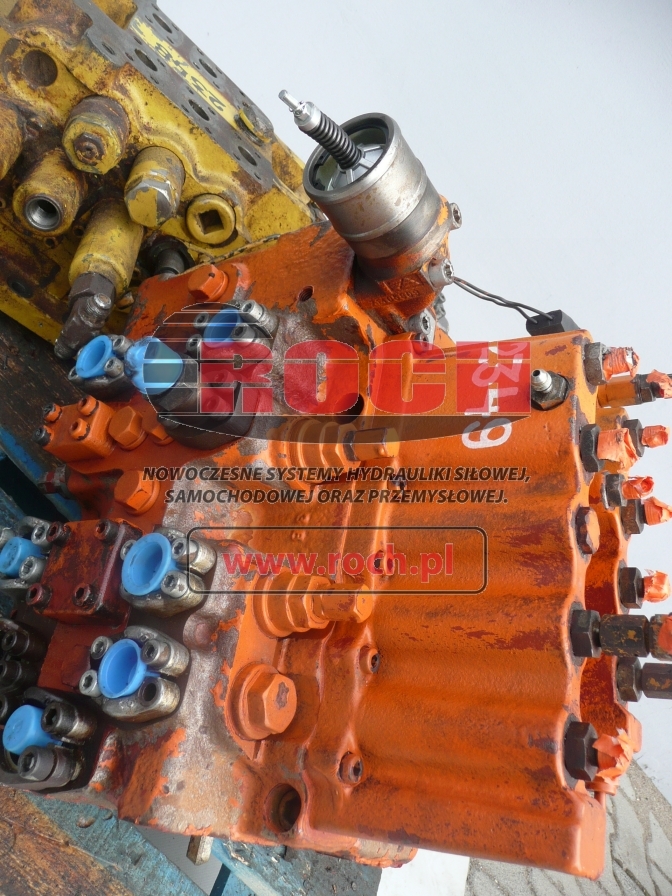 ZEXEL 307842-0230 31109 4221836 - 10 SEKCYJNY - Valve hydraulique pour Pelle: photos 1 ZEXEL 307842-0230 31109 4221836 - 10 SEKCYJNY - Valve hydraulique pour Pelle: photos 1