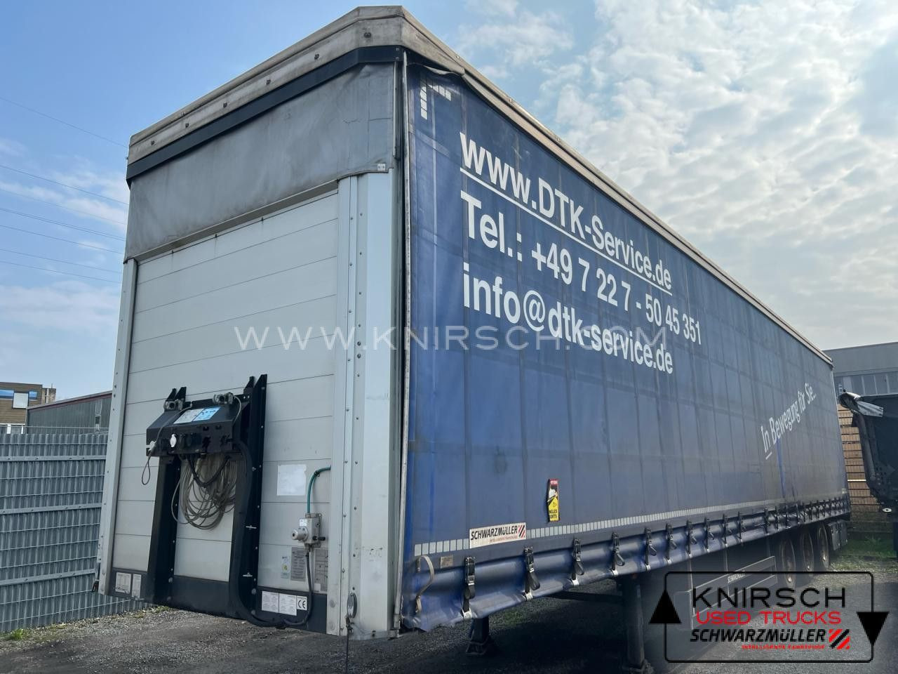 Schwarzmüller S1 Mega, XL, Daimler 9.5, Getränkezertifikat, S - Semi-remorque rideaux coulissants: photos 2 Schwarzmüller S1 Mega, XL, Daimler 9.5, Getränkezertifikat, S - Semi-remorque rideaux coulissants: photos 2