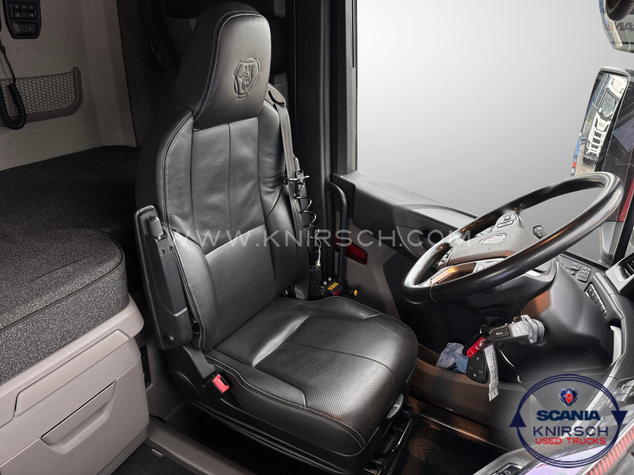 SCANIA R560A4x2NB / Super / Voll-Luft / Hydraulik - Tracteur routier: photos 4 SCANIA R560A4x2NB / Super / Voll-Luft / Hydraulik - Tracteur routier: photos 4