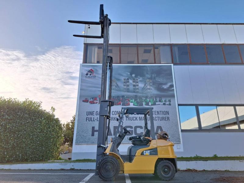 Chariot élévateur à gaz Caterpillar GP30NTD: photos 9 Chariot élévateur à gaz Caterpillar GP30NTD: photos 9