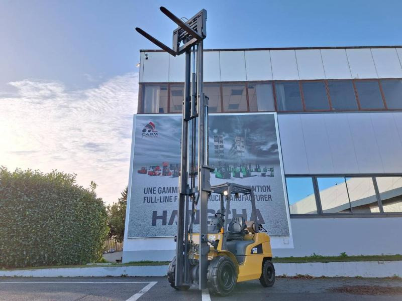 Chariot élévateur à gaz Caterpillar GP30NTD: photos 7 Chariot élévateur à gaz Caterpillar GP30NTD: photos 7