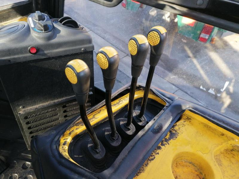 Chariot élévateur à gaz Hyundai 40L-7A: photos 7