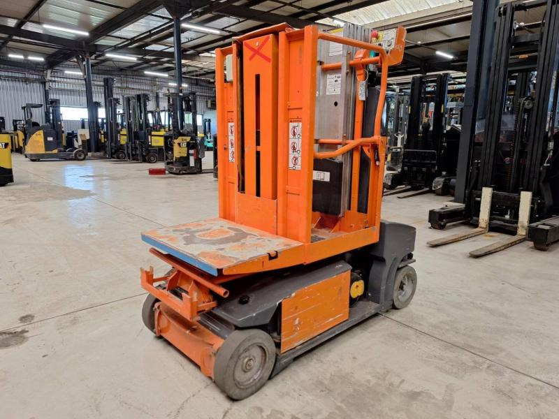 JLG Toucan Duo - Nacelle à mât vertical: photos 4 JLG Toucan Duo - Nacelle à mât vertical: photos 4